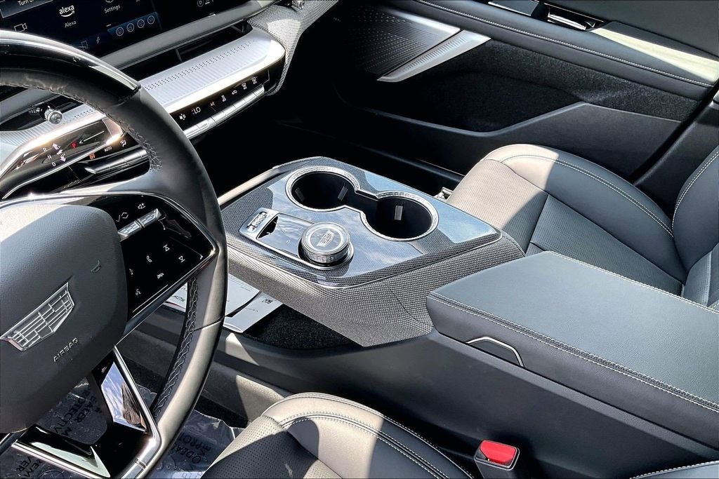 2025 Cadillac OPTIQ Sport 2
