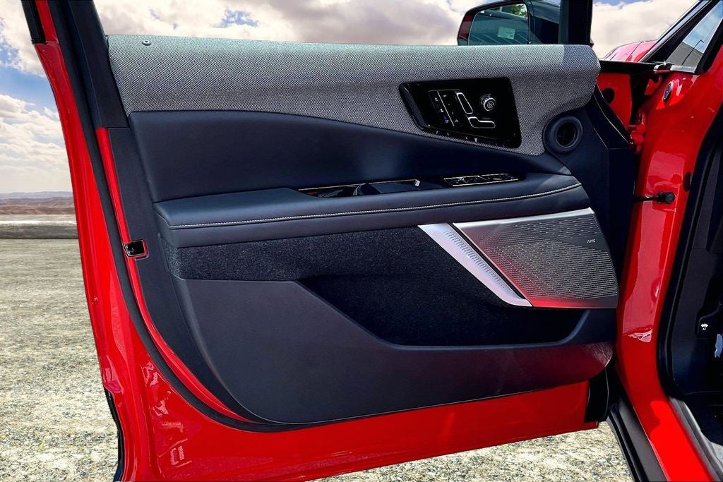 2025 Cadillac OPTIQ Sport 2