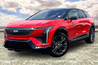 2025 Cadillac OPTIQ Sport 2