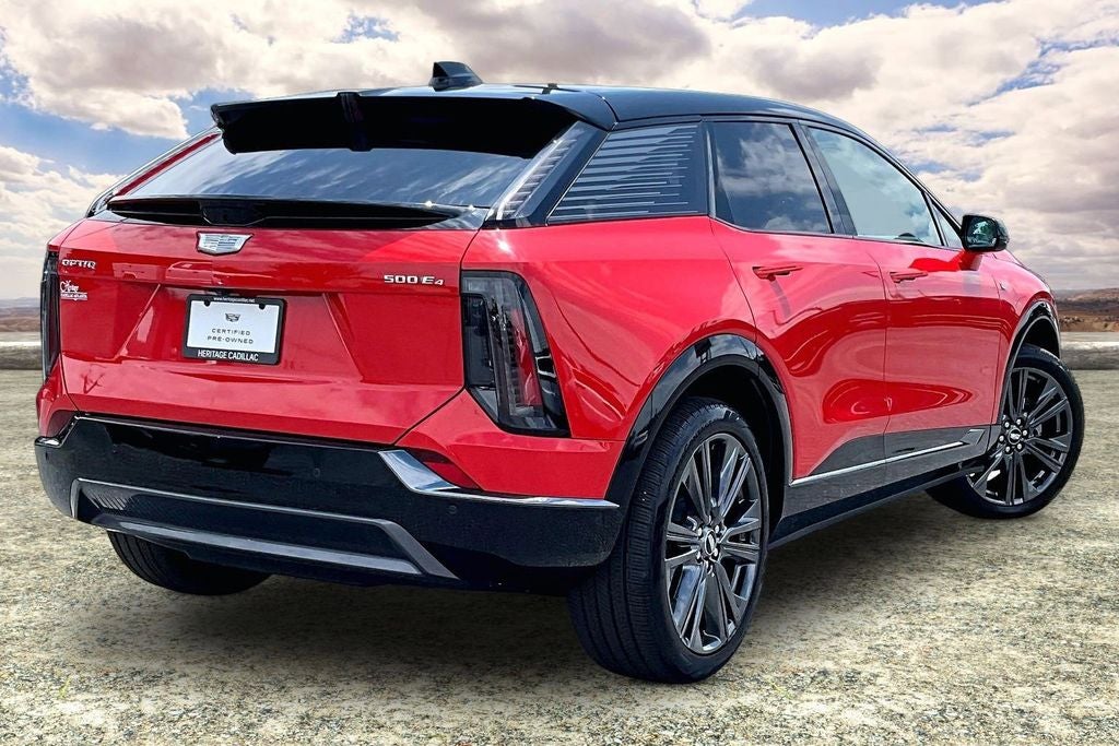 2025 Cadillac OPTIQ Sport 2