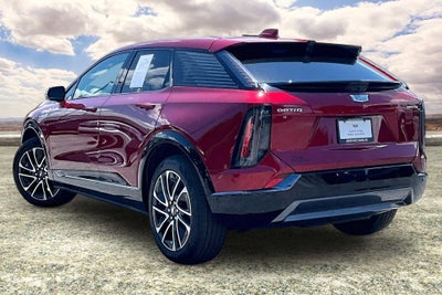 2025 Cadillac OPTIQ Sport 2