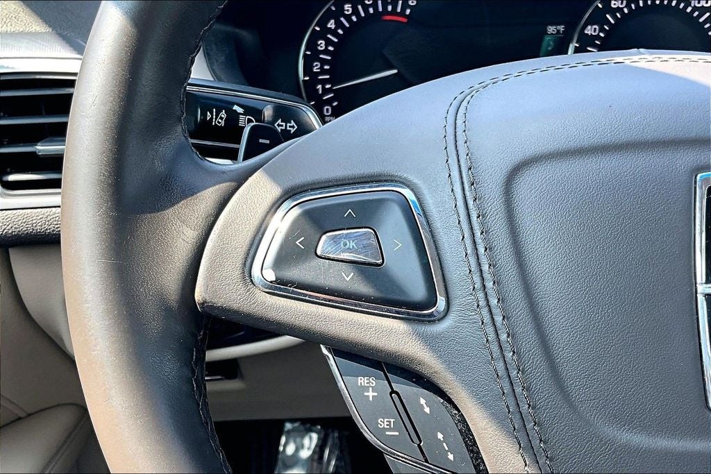 2020 Lincoln MKZ Standard