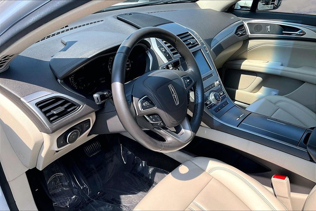 2020 Lincoln MKZ Standard