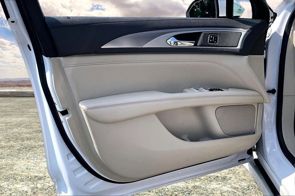 2020 Lincoln MKZ Standard
