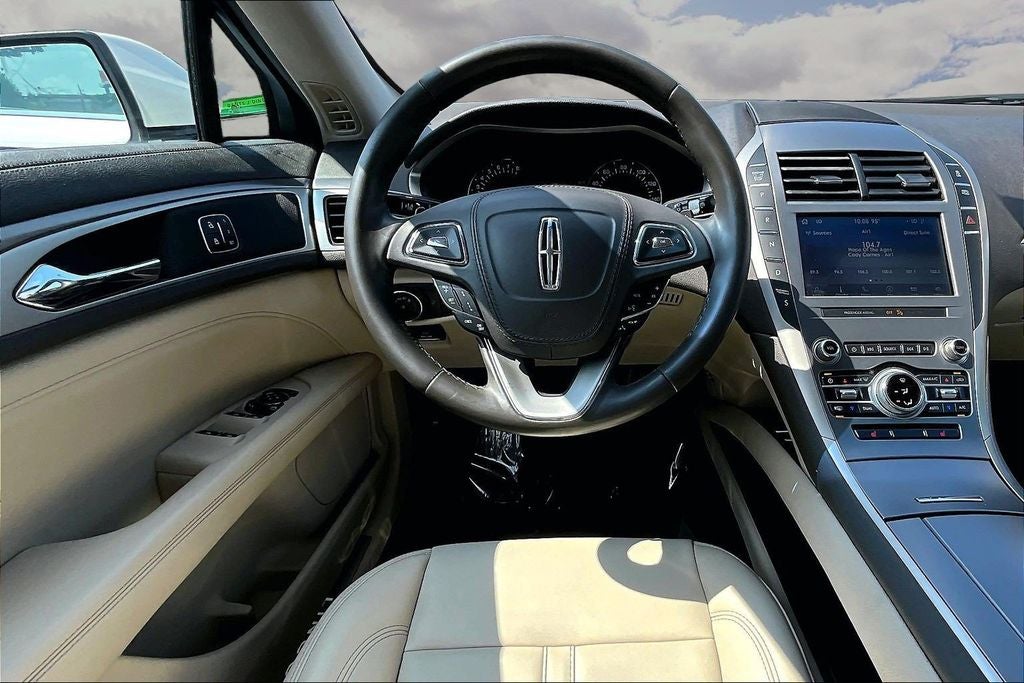 2020 Lincoln MKZ Standard
