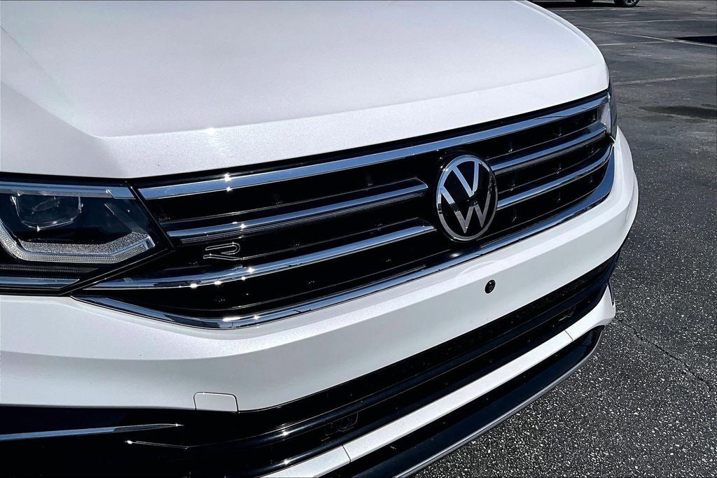 2022 Volkswagen Tiguan 2.0T SEL R-Line