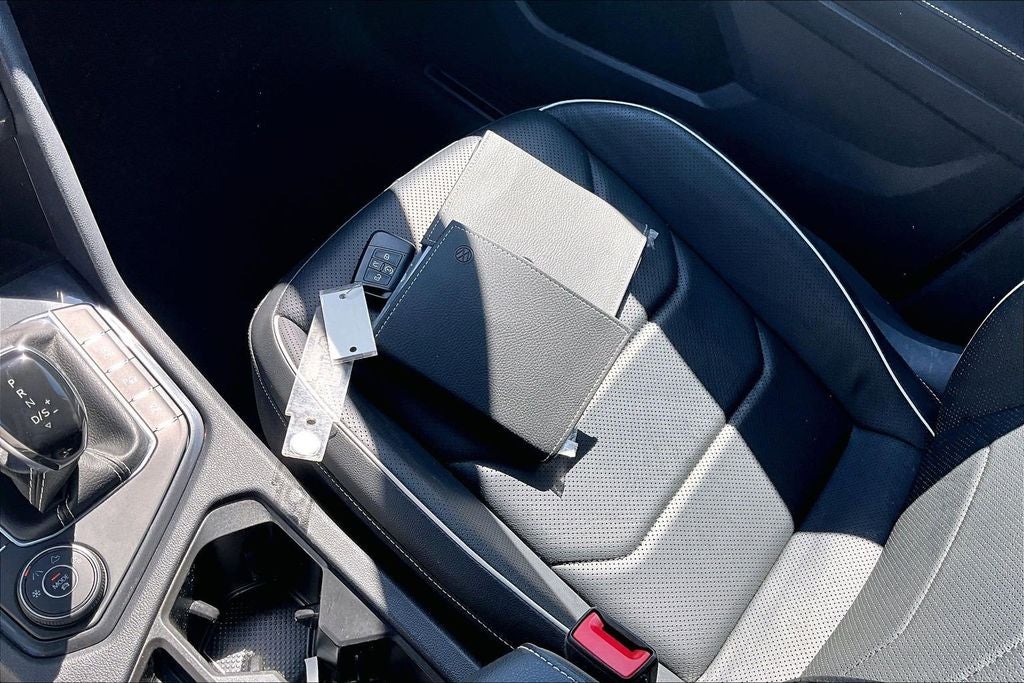 2022 Volkswagen Tiguan 2.0T SEL R-Line