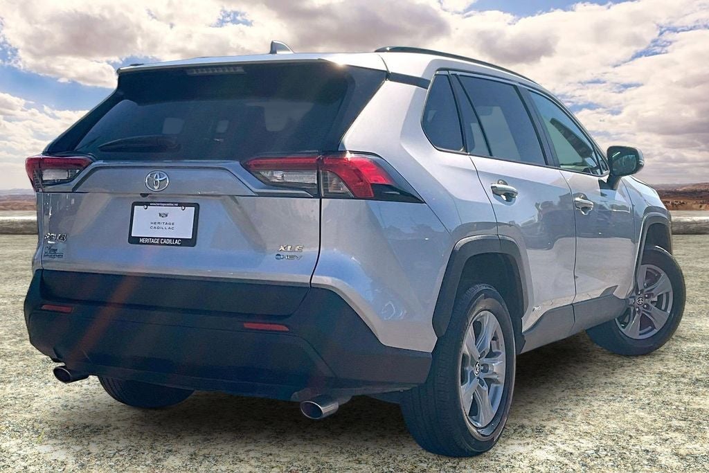 2025 Toyota RAV4 Hybrid XLE