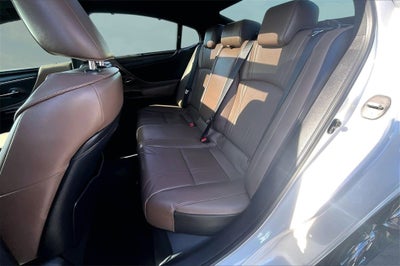 2025 Lexus ES 350 Ultra Luxury