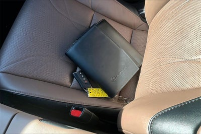 2025 Lexus ES 350 Ultra Luxury