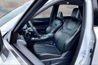 2026 INFINITI QX60 LUXE