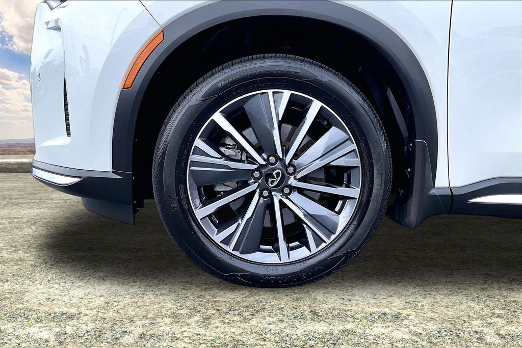 2026 INFINITI QX60 LUXE