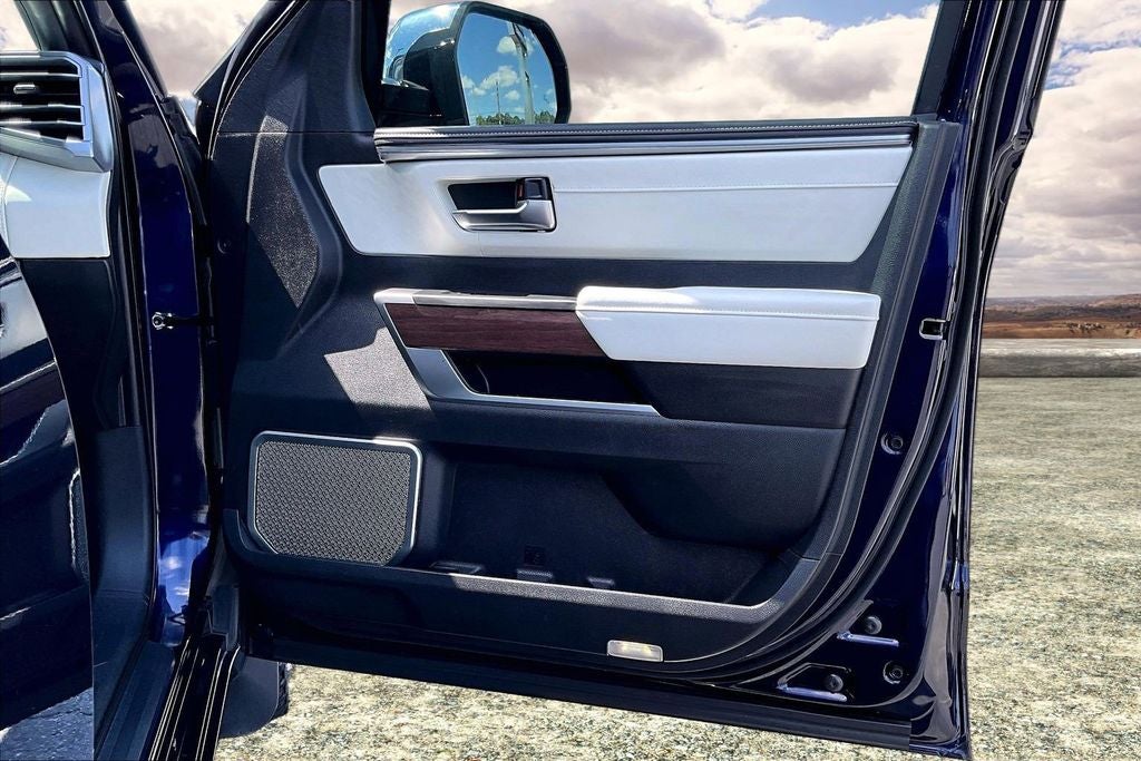 2023 Toyota Tundra Hybrid Capstone