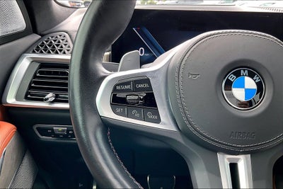 2023 BMW X7 M60i