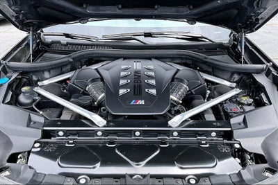 2023 BMW X7 M60i