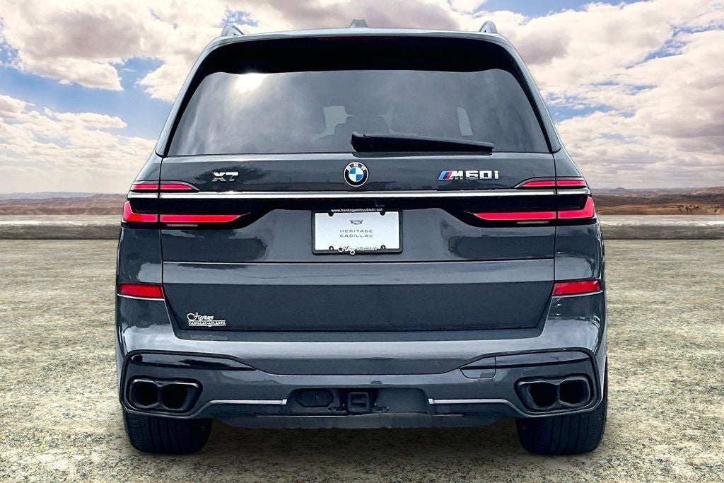 2023 BMW X7 M60i