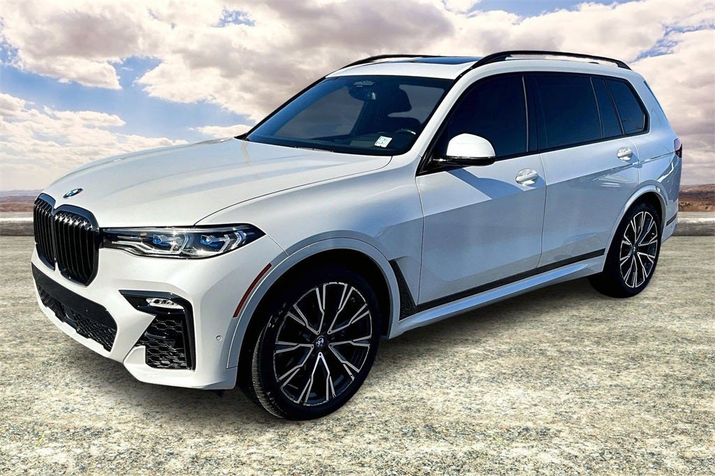2021 BMW X7 M50i