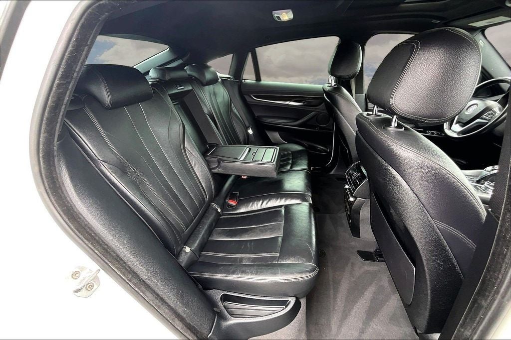 2018 BMW X6 xDrive35i