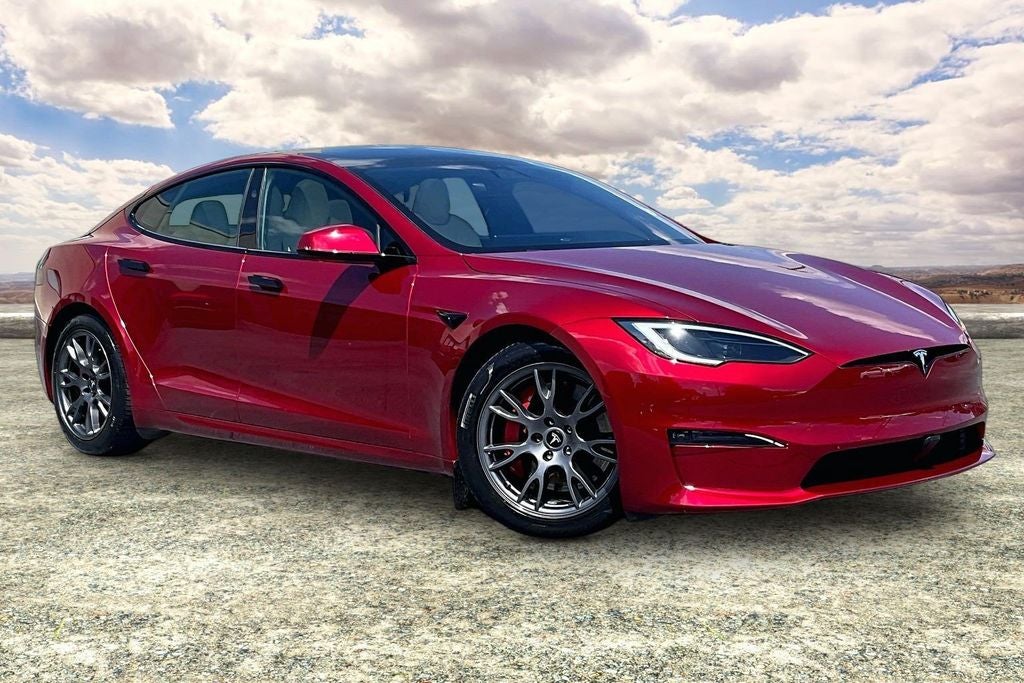 2023 Tesla Model S Plaid