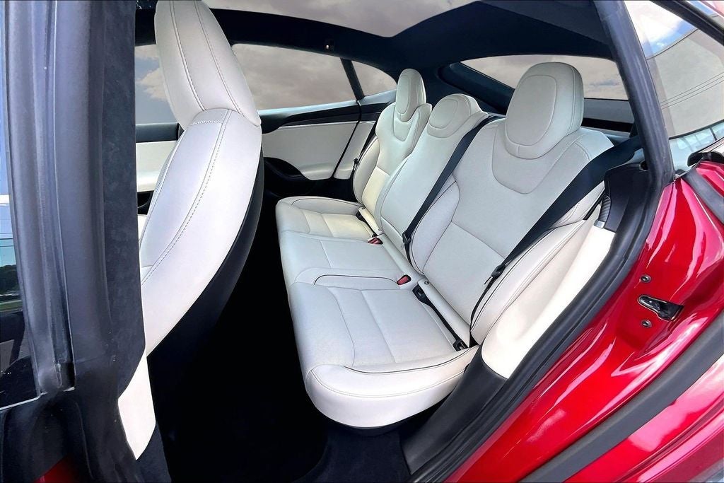 2023 Tesla Model S Plaid