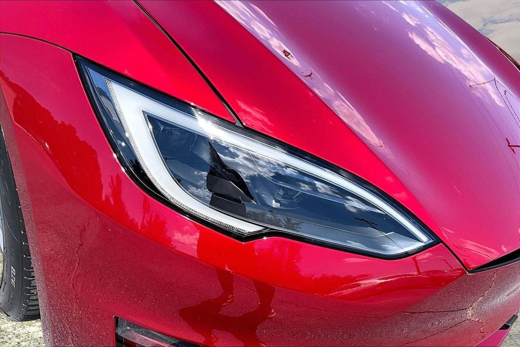 2023 Tesla Model S Plaid