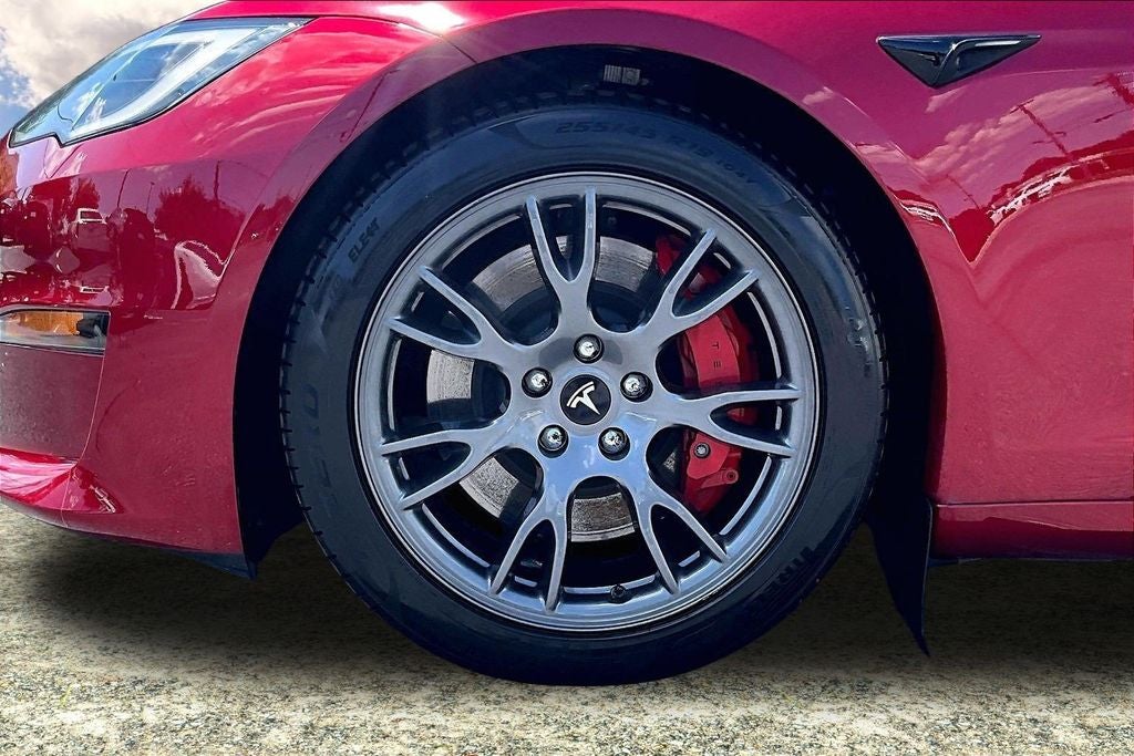 2023 Tesla Model S Plaid