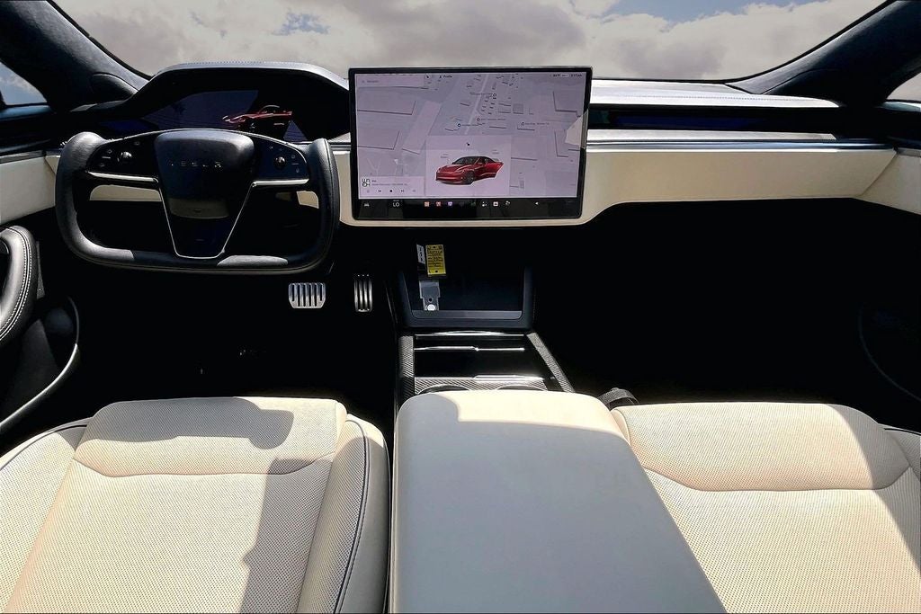 2023 Tesla Model S Plaid