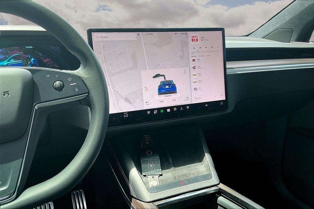 2024 Tesla Model X Base