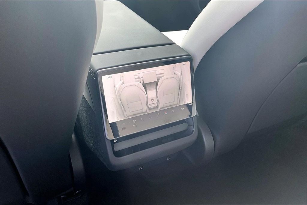 2026 Tesla Model Y Premium