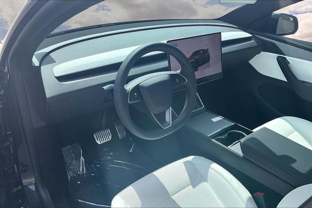 2026 Tesla Model Y Premium