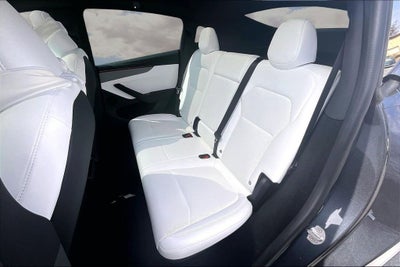 2026 Tesla Model Y Premium