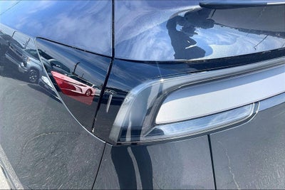 2026 Tesla Model Y Premium