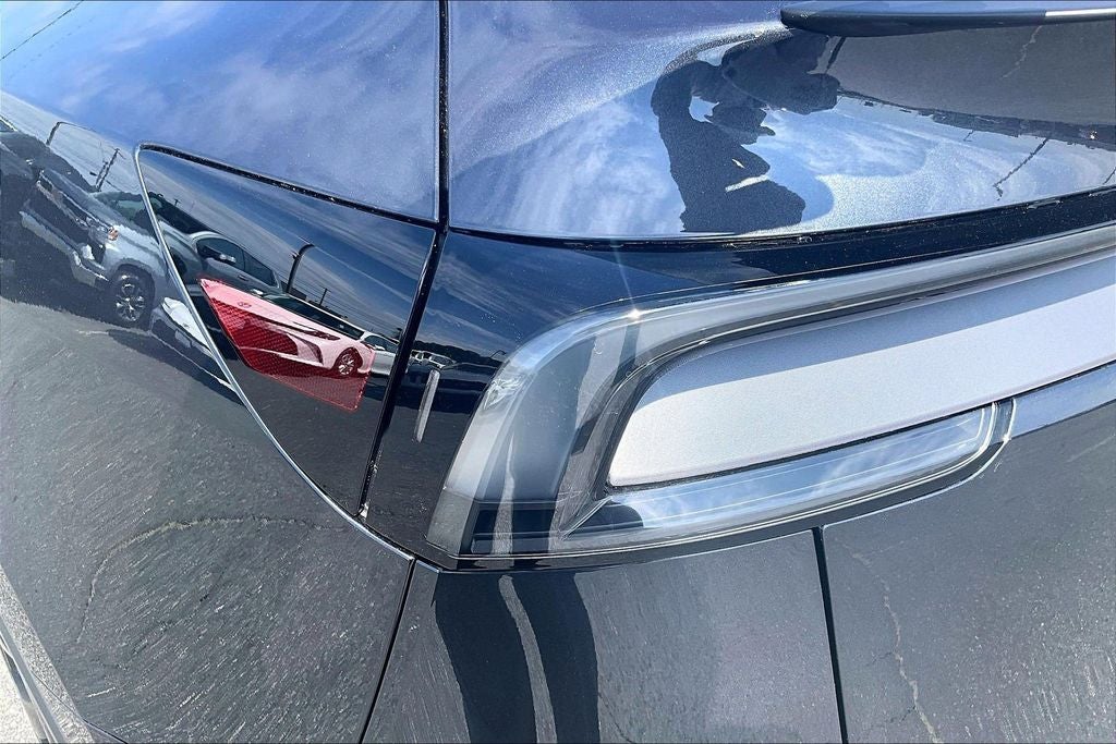 2026 Tesla Model Y Premium