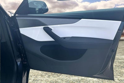 2026 Tesla Model Y Premium