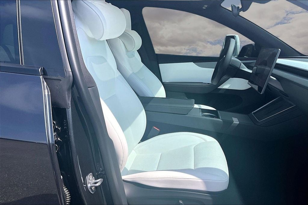 2026 Tesla Model Y Premium