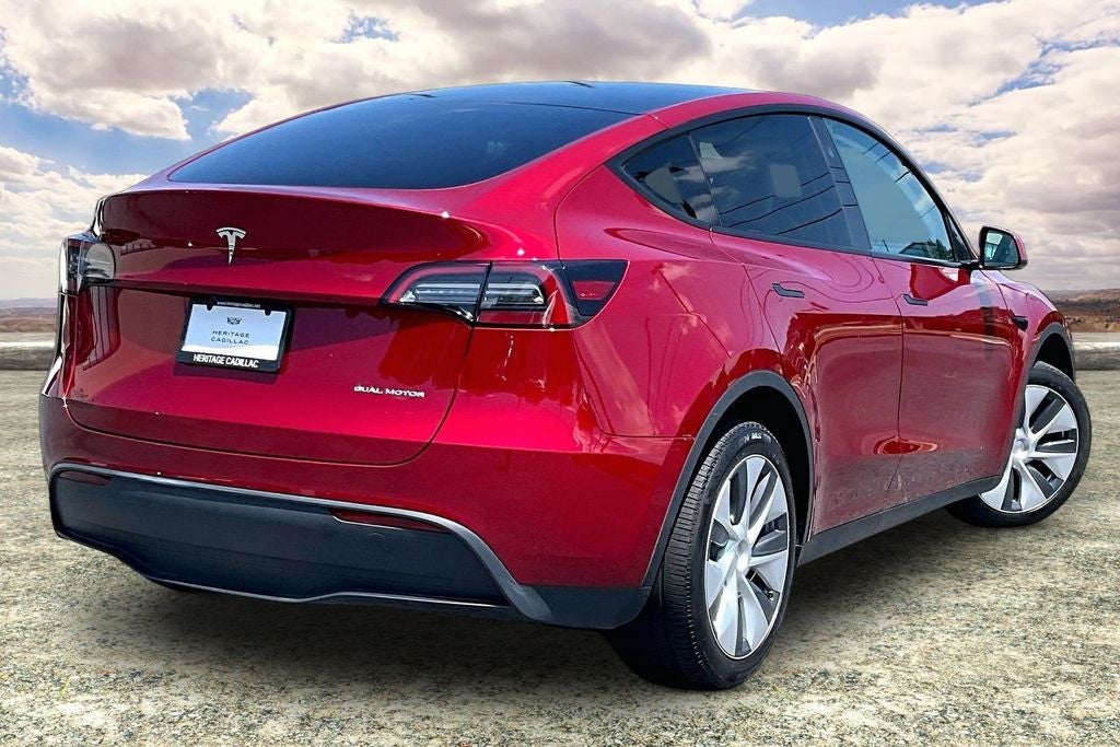 Used 2024 Tesla Model Y Long Range with VIN 7SAYGDEE9RA277058 for sale in Morrow, GA