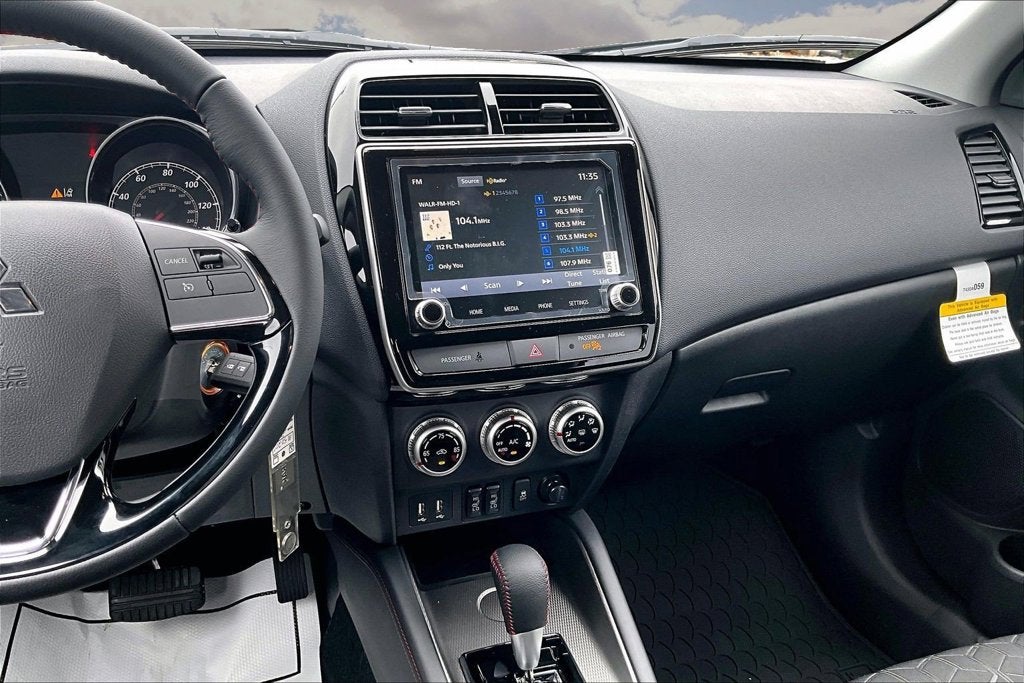 2027 Mitsubishi Outlander Sport Base