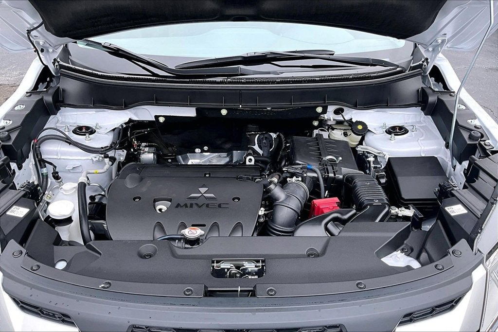 2027 Mitsubishi Outlander Sport Base