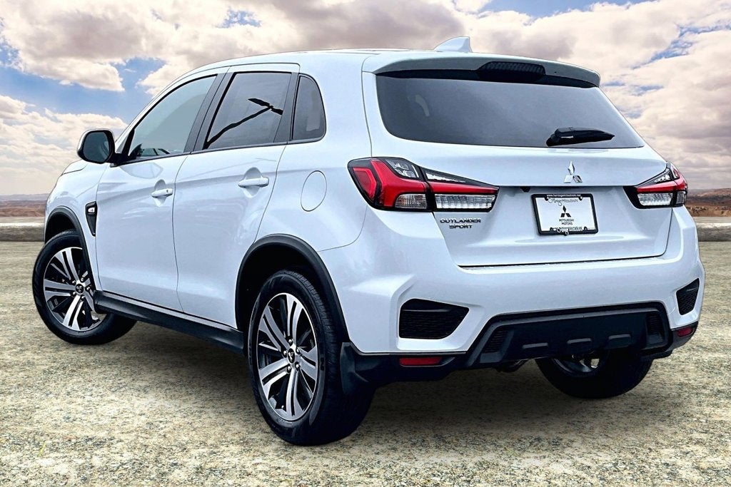 2027 Mitsubishi Outlander Sport Base