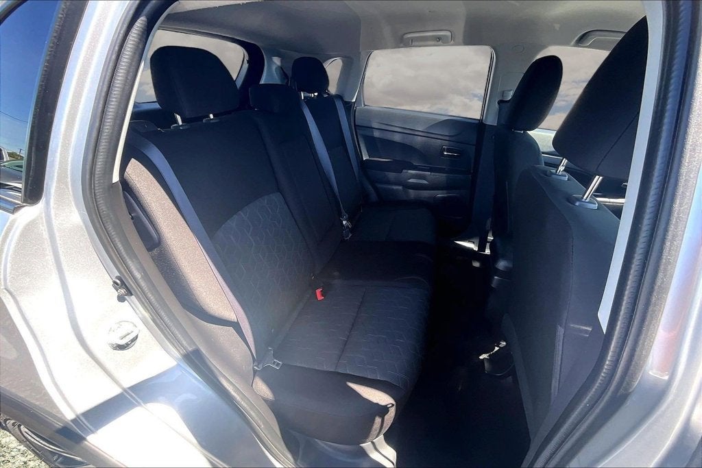 2025 Mitsubishi Outlander Sport 2.0 ES