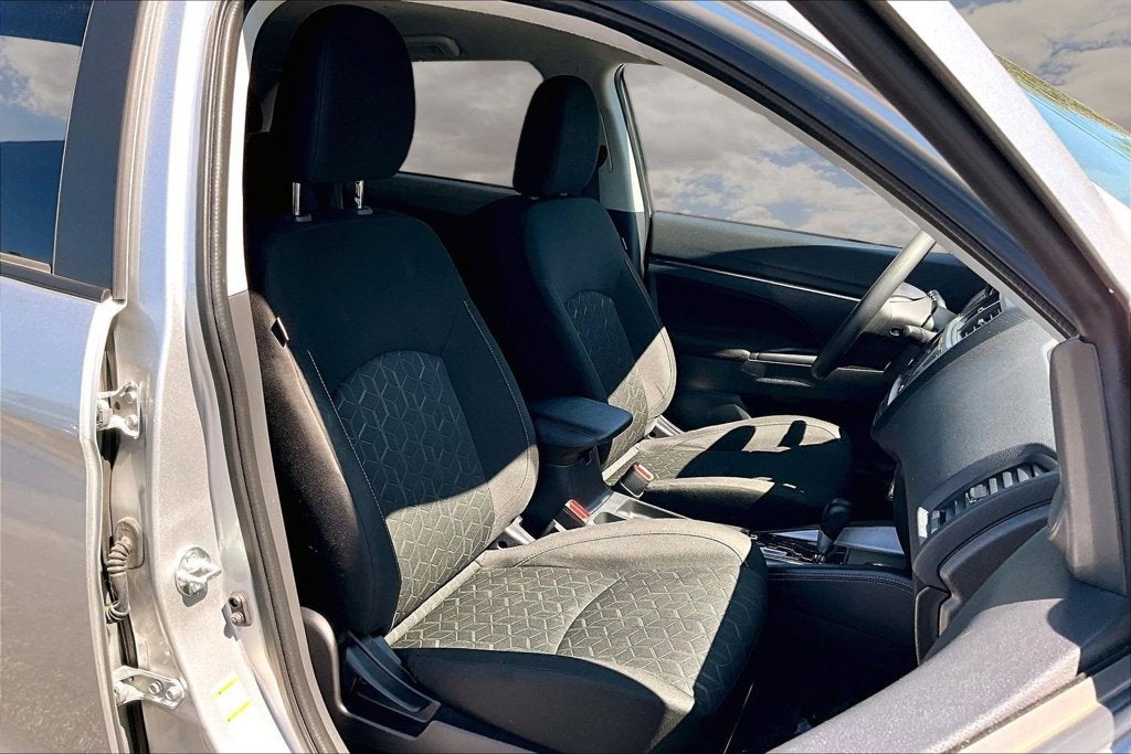 2025 Mitsubishi Outlander Sport 2.0 ES