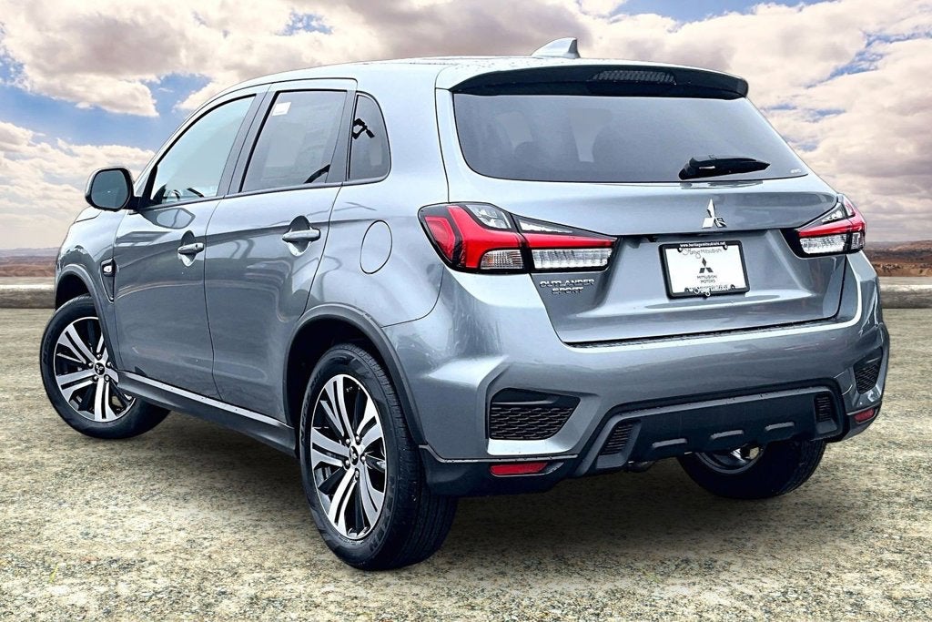 2027 Mitsubishi Outlander Sport Base