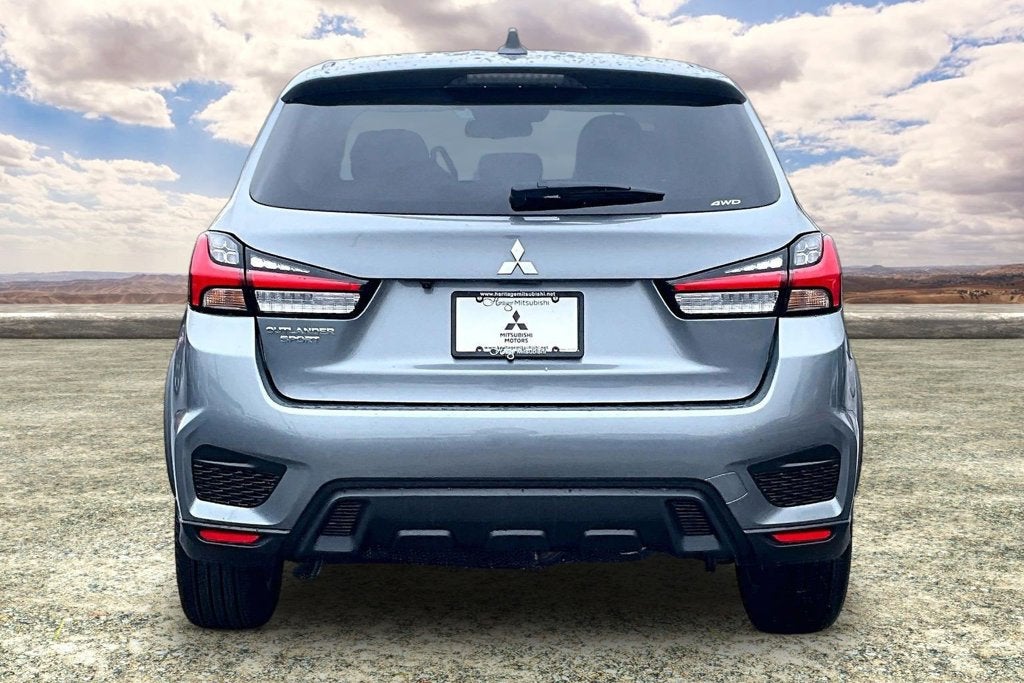 2027 Mitsubishi Outlander Sport Base