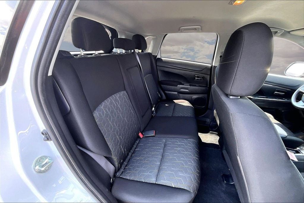 2024 Mitsubishi Outlander Sport Base