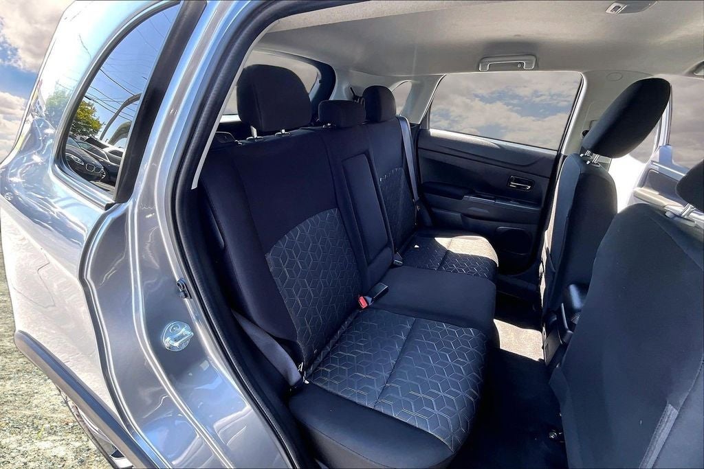 2025 Mitsubishi Outlander Sport 2.0 ES