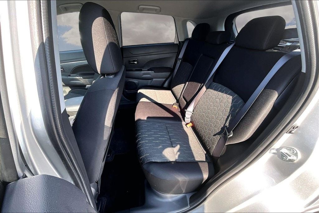 2026 Mitsubishi Outlander Sport Base