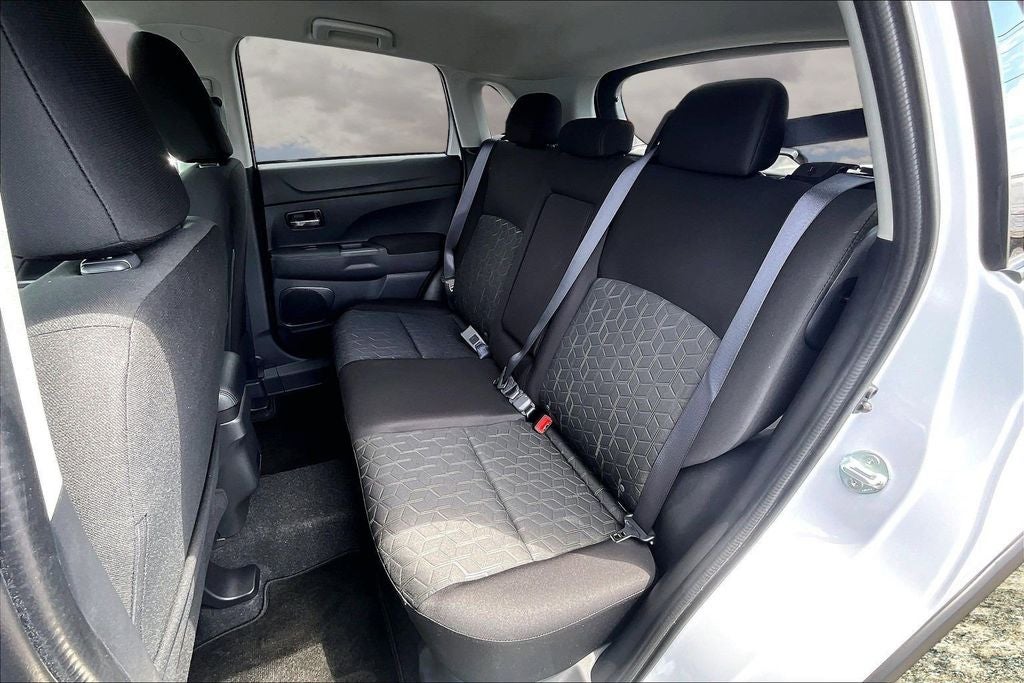 2026 Mitsubishi Eclipse Cross LE