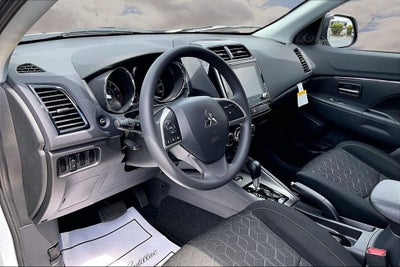 2026 Mitsubishi Eclipse Cross LE