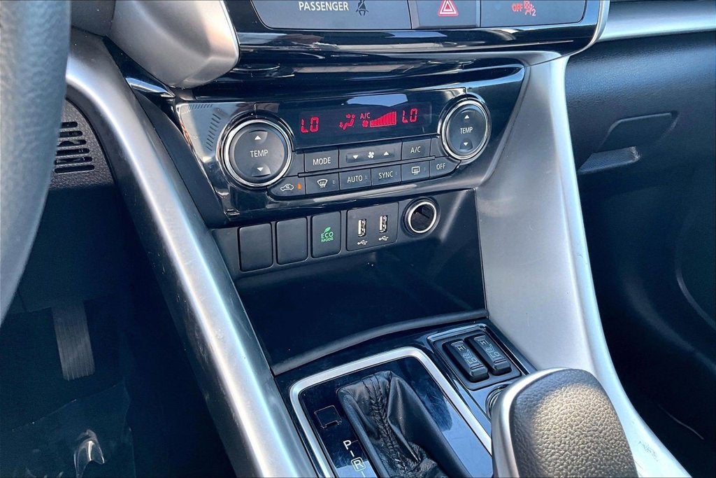 2025 Mitsubishi Eclipse Cross SE