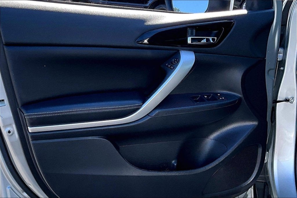2025 Mitsubishi Eclipse Cross SE